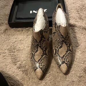 Inez booties